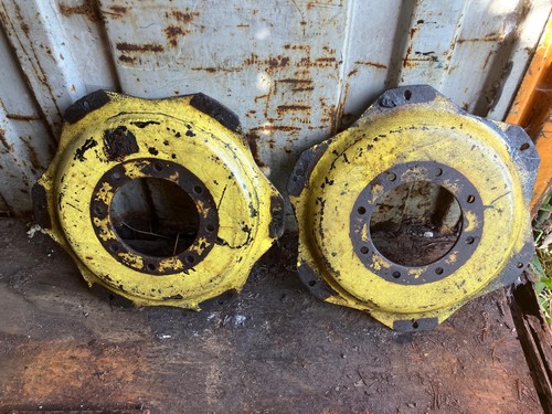Tractor wheel centres 220mm - wheel,