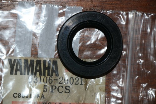 Yamaha front wheel oil seal