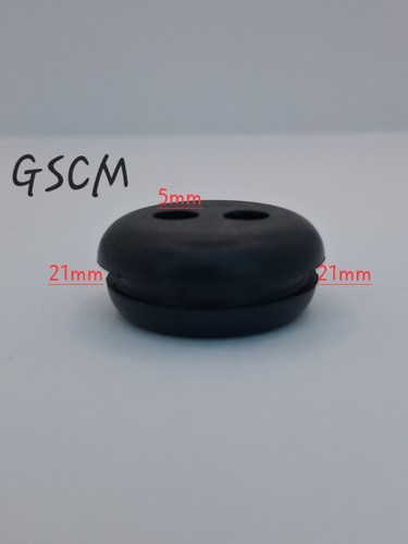 Fuel tank grommet seal - tank, hole