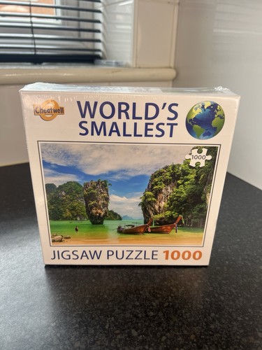 World smallest puzzle - world's,