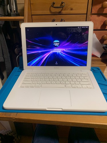 Apple macbook mid 2010 - mid,
