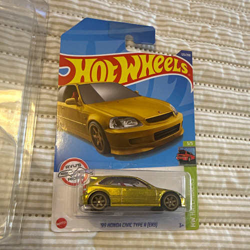 Hot wheels hatchbacks 1999 - hot,