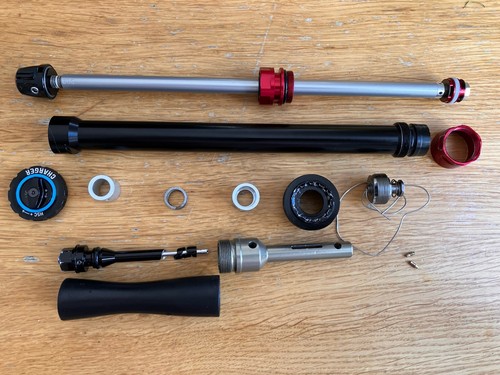 Rockshox lyrik yari charger - rockshox,