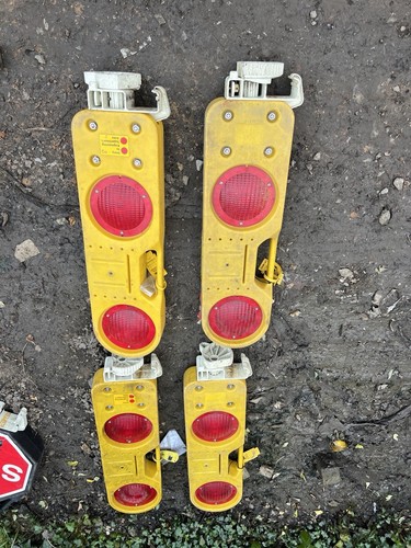 Red amber light road traffic - amber,