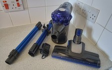 Akitas V8 Cordless Vacuum