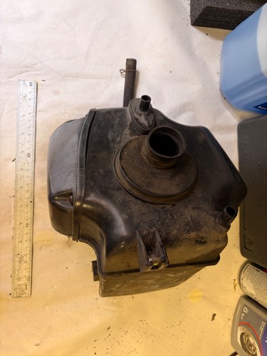 Air filter housing - air,