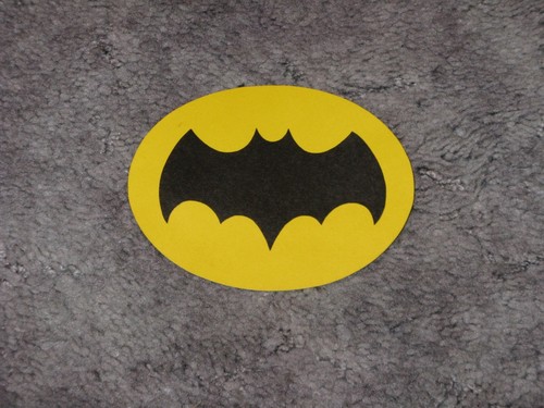 1966 batman chest - chest, emblem