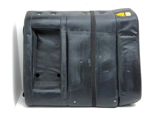 Mazda rear seat - rear, 2.30