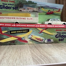 Dinky 118 TRIUMPH 2000 WITH SOUTHDOWN GLIDER TRAILER GIFT SET (346 )