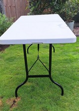 Gopak Folding Table