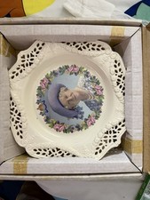 Queen Mother 8" Diameter Plate