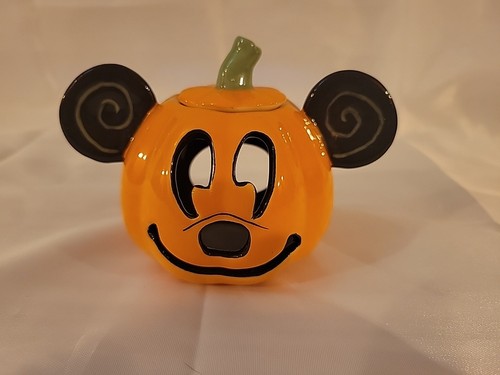 Disney mickey mouse - mickey, pumpkin