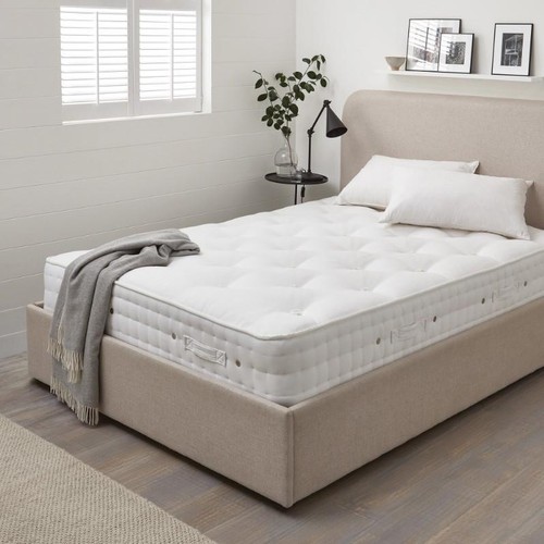 The white company tiverton - the,