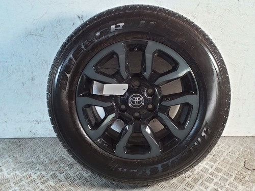 Toyota hilux invincible 2023 - hilux,