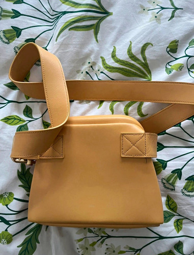 Osoi small mustard leather - small,