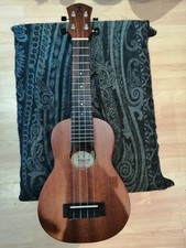 Ukulele aNueNue (Model U1) with Soft Case