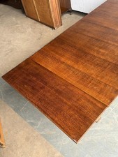 An oak draw-leaf extending