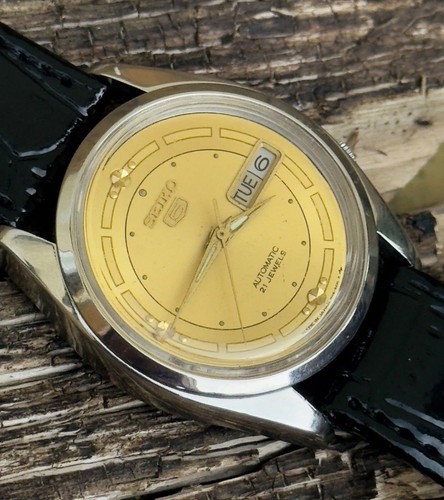 Vintage seiko automatic 21 - 5,