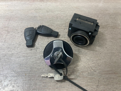 Mercedes class 2004 ignition - 2004,