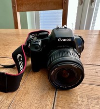 Canon EOS 1000D / Rebel XS 10.1MP Digital SLR Camera - Black - PLUS PLUS
