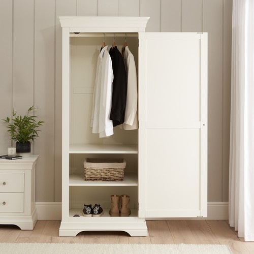 Wilmslow white painted door - white, 1