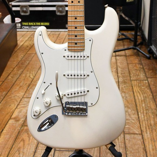 Fender standard strarocaster - standard,