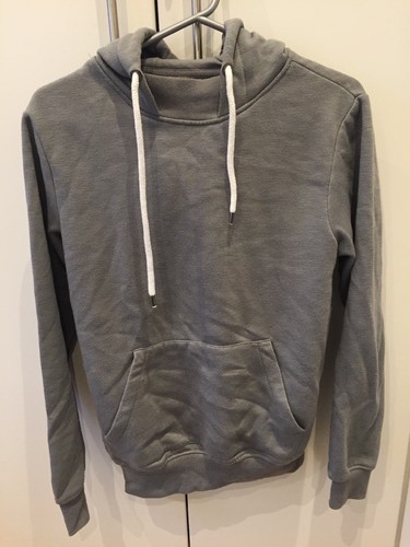 Mens light grey cedarwood - light,