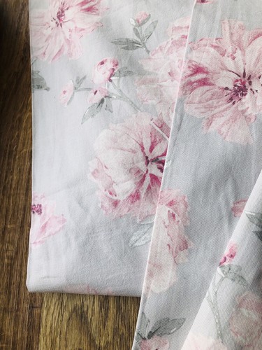 Laura ashley baeatrice - ashley,