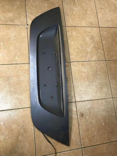 Mercedes benz w211 tailgate - e,