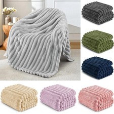 Large Ribbed Faux Fur Warm