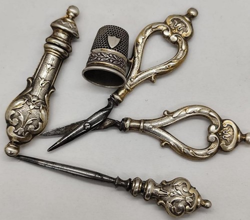 Antique silver sewing kit - silver,