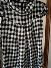 TSEGA women's Hounds tooth