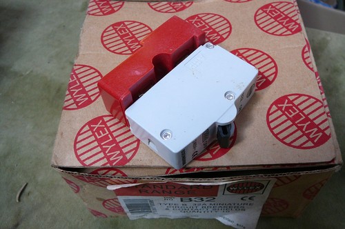 Wylex amp mcb circuit - amp,