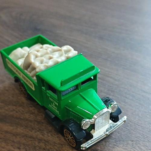 Corgi classics morris triluck - corgi,
