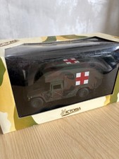VICTORIA R038 HUMMER US ARMY AMBULANCE WITH CAMOUFLAGE MINT BOXED 1:43