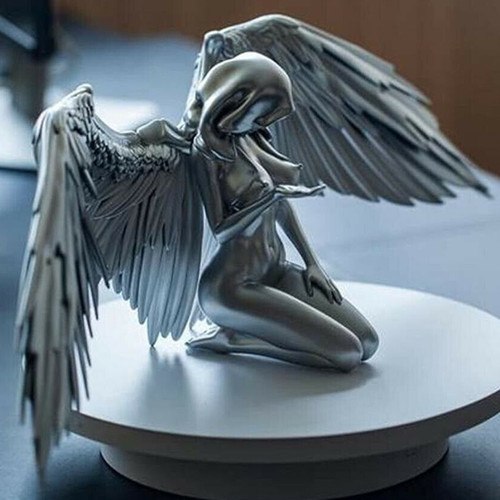 Winged female angel - winged,