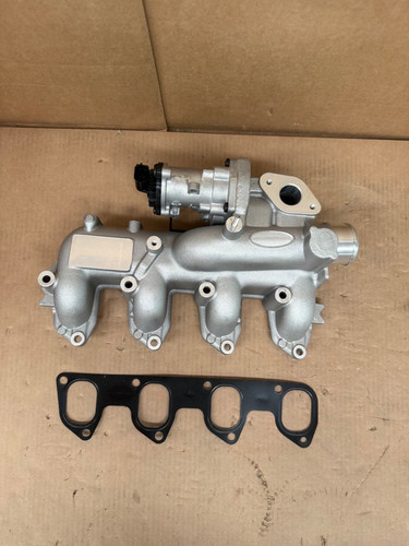 Egr valve fits ford focus - egr,