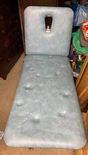 Superb massage table