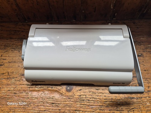 Fellowes starlet plastic - starlet,