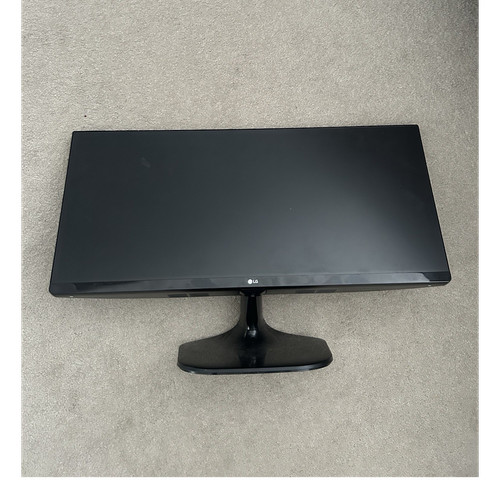 Two ultrawide 25um58 - lg, 25um58-p