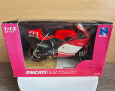 NEWRAY 1:12 Ducati Desmosedici Motorcycle Model