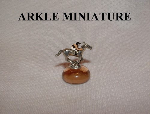 Arkle miniature figurine - uk,