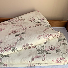 Vintage Dorma V&A Lined