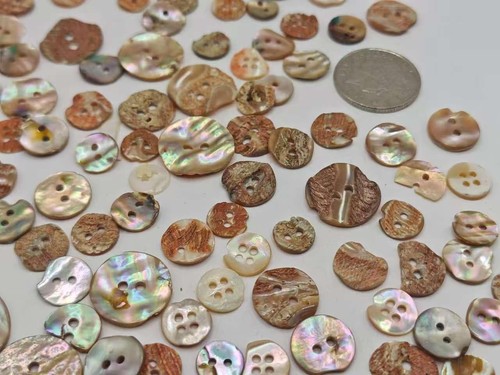 Mother pearl buttons - of,