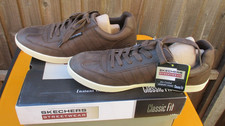 Mens Sketchers Shoes /