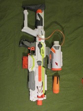 Nerf  Tristrike rocket