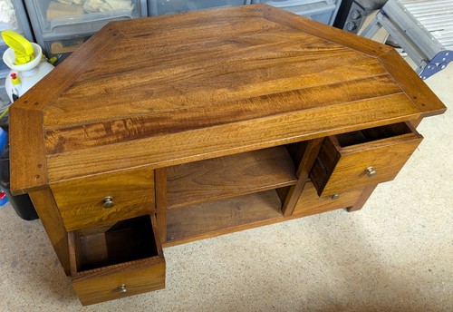 Solid dark wood - dark, corner