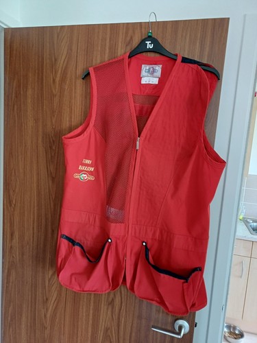 Castellani red shooting vest - red,