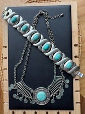 Modern/vintage jewellery real