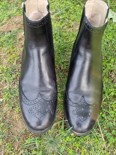 Clarks black chelsea boot